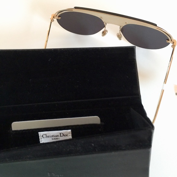 NWT DIOR RUNWAY BLACK ‘REVOLUTION’ SUNGLASSES - Picture 10 of 12